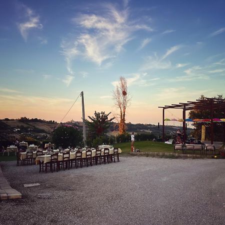 Chiaraluce Country House Massignano Exterior foto