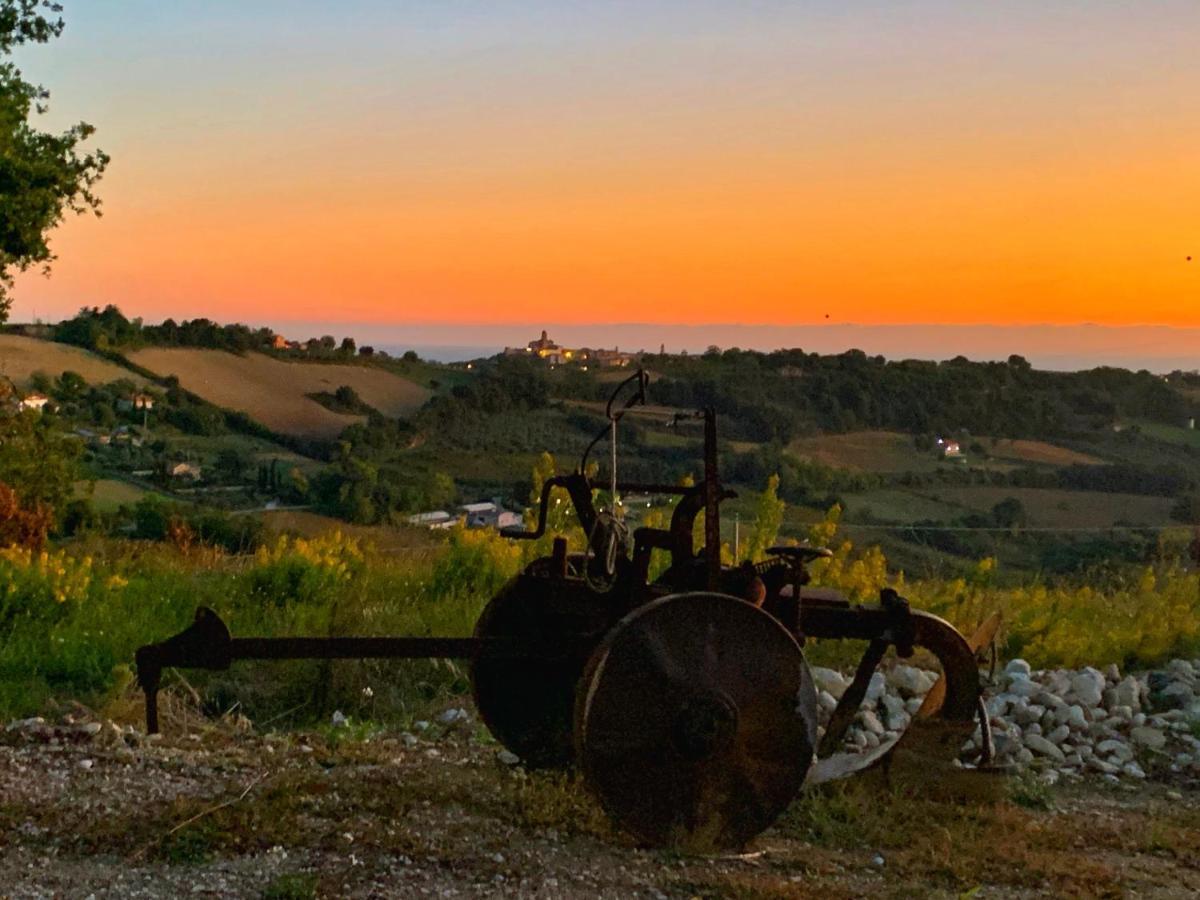 Chiaraluce Country House Massignano Exterior foto