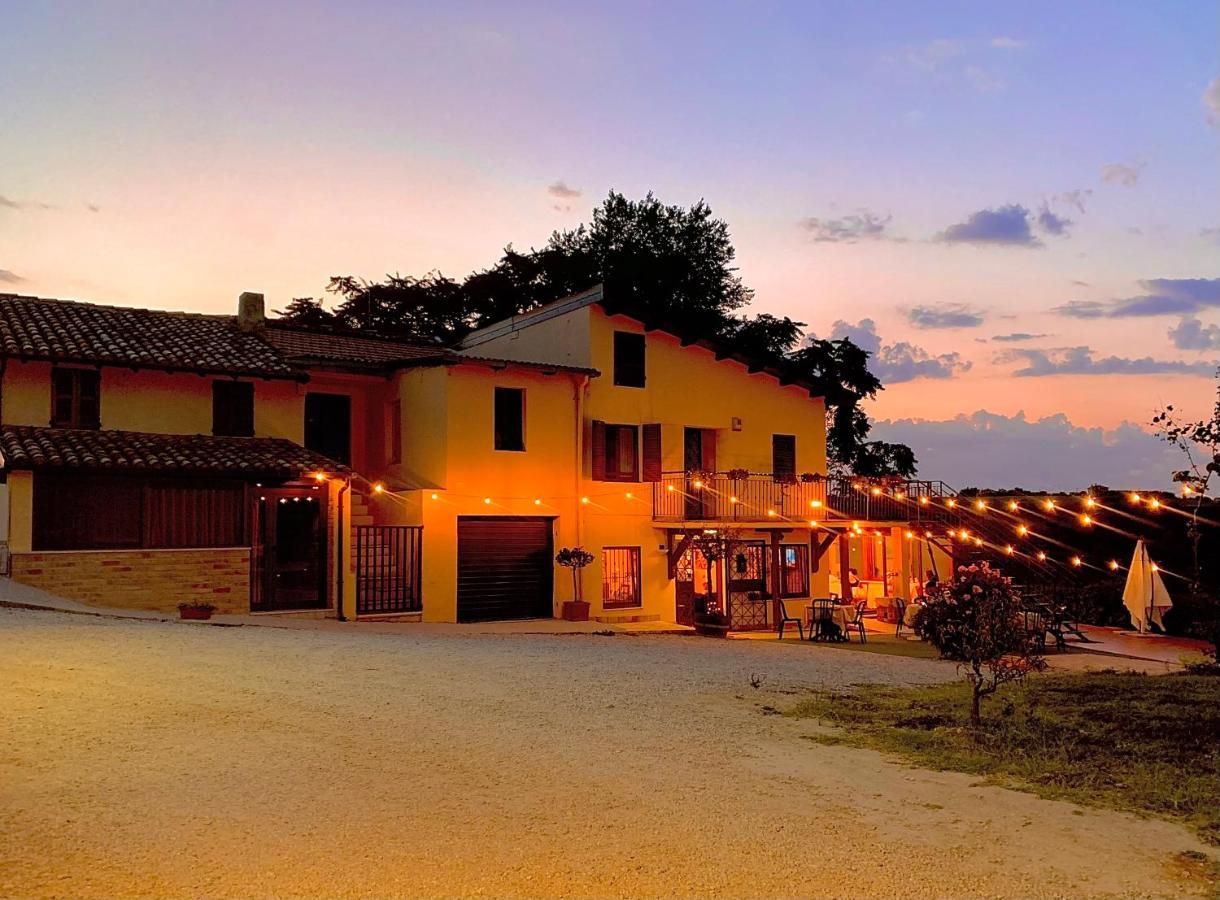Chiaraluce Country House Massignano Exterior foto
